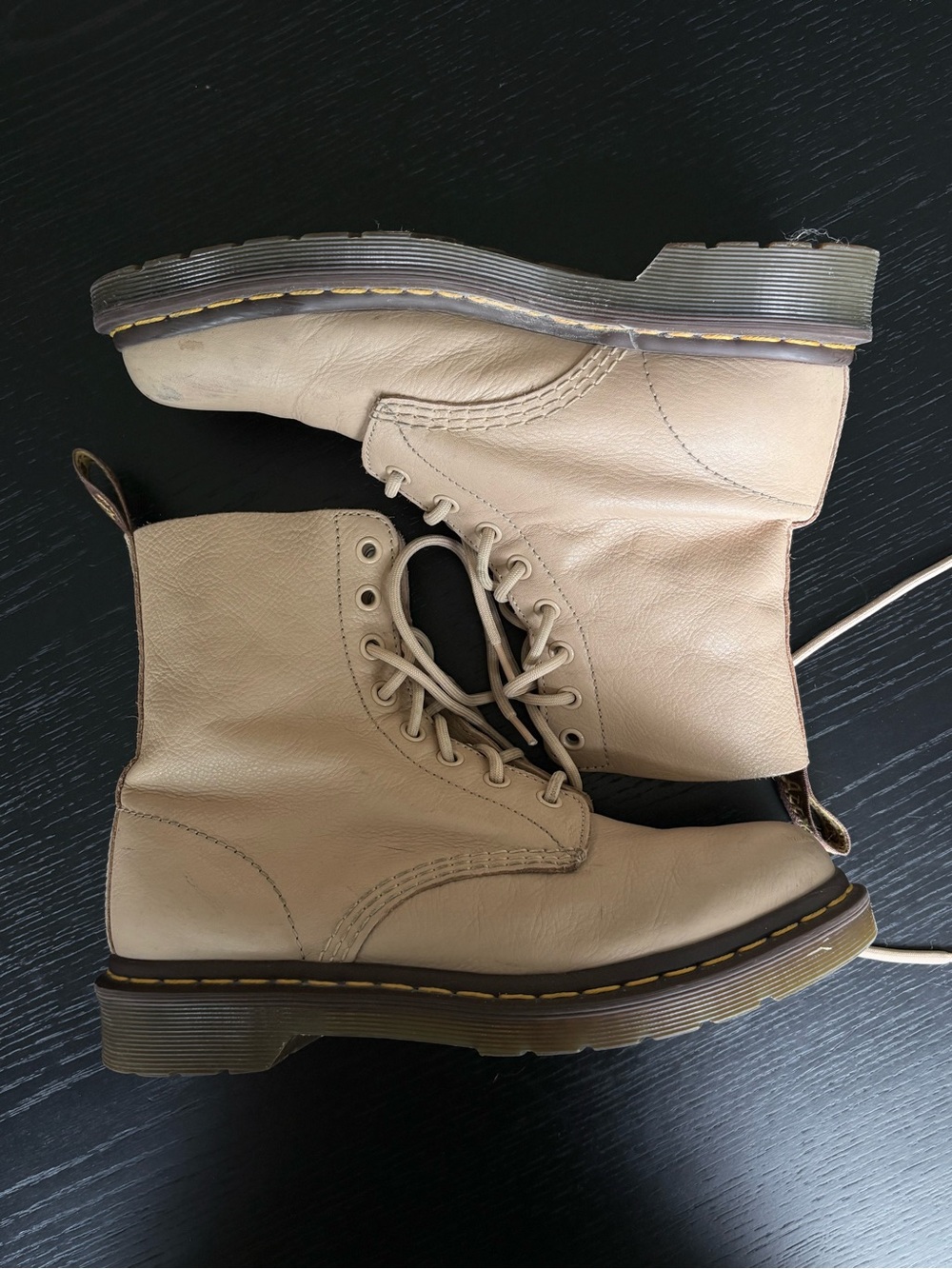 Dr. Martens 1460 Pascal Tan Leather Combat Boots Women’s Size 8